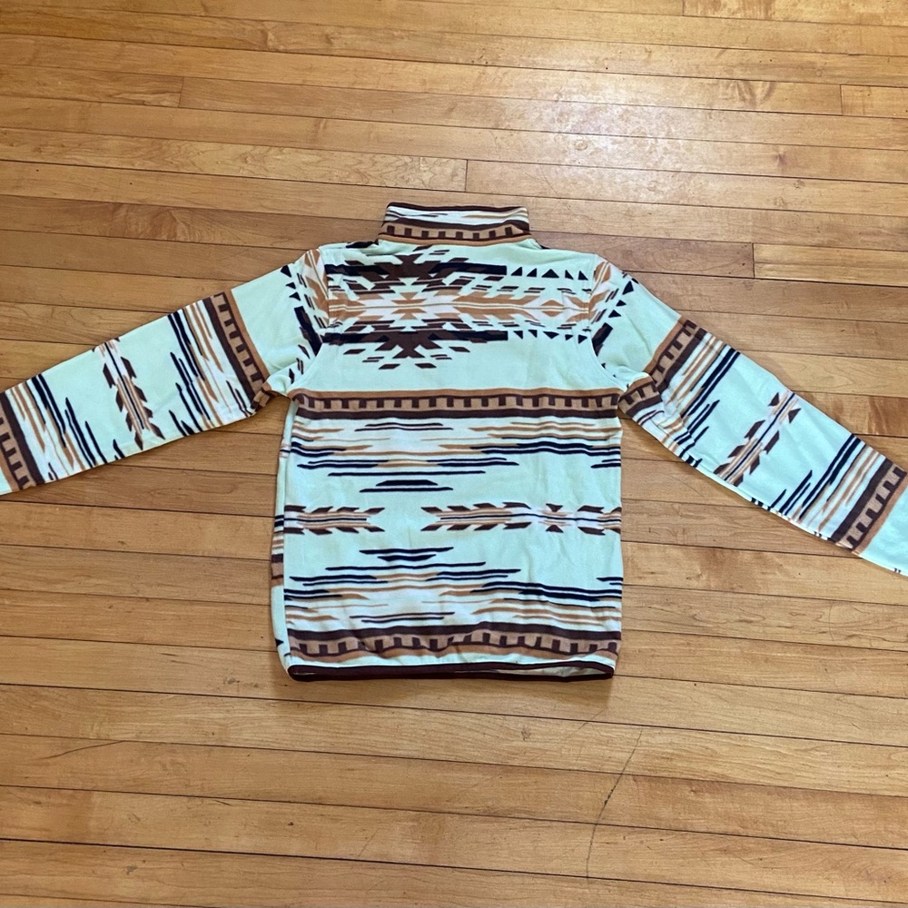 Cinch Aztec Pattern Pullover Three Quarter Button… - image 2